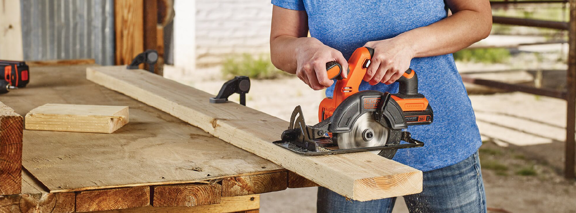 Black & Decker Wood Hawk Electric Circular Saw in