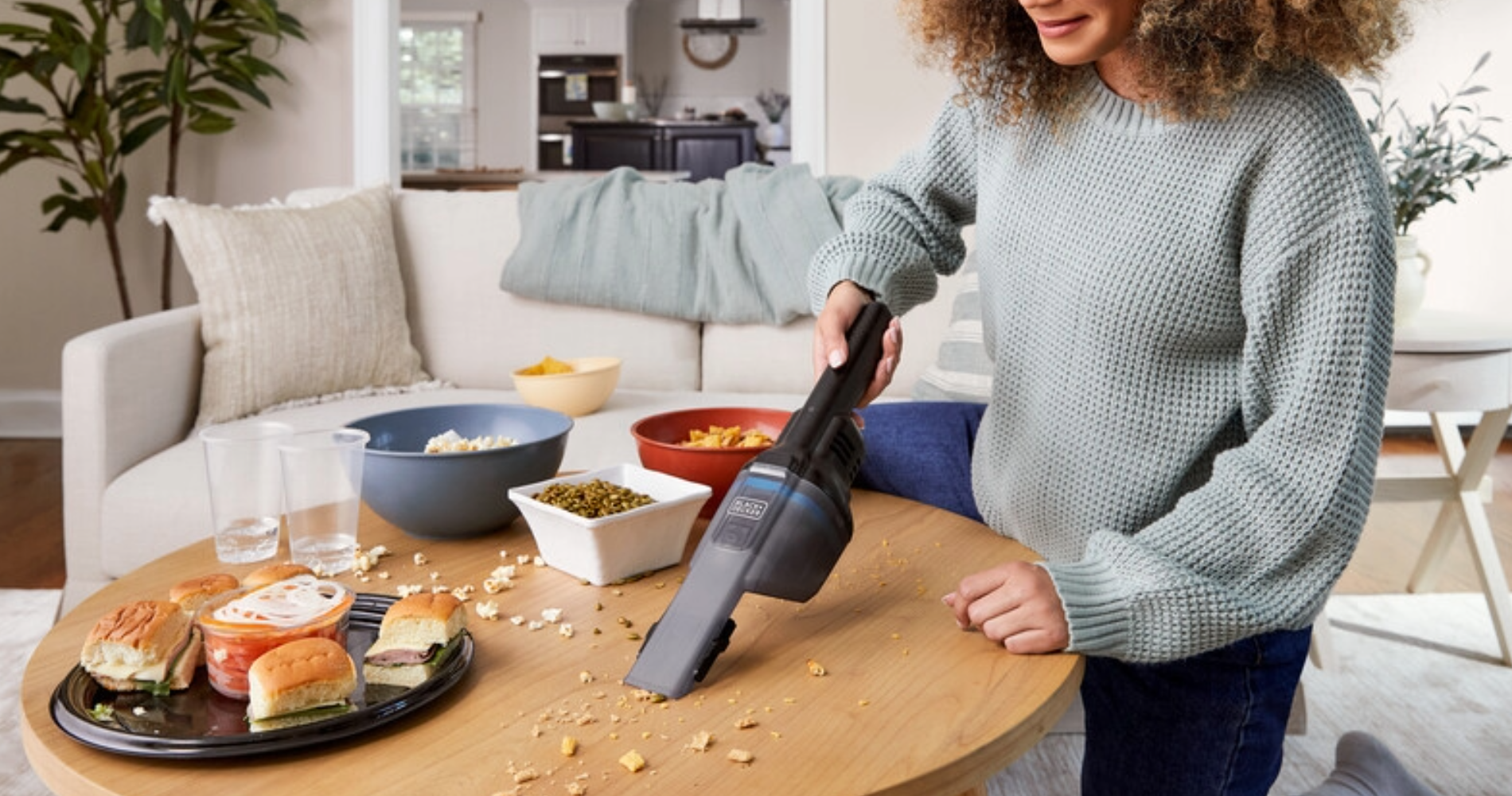 BLACK+DECKER Cordless Handheld Vacuum product photo