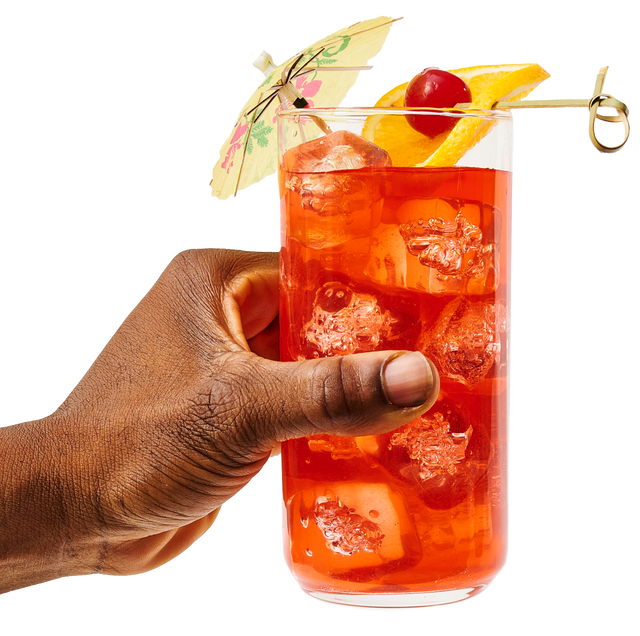 hand holding a sex on the beach cocktail