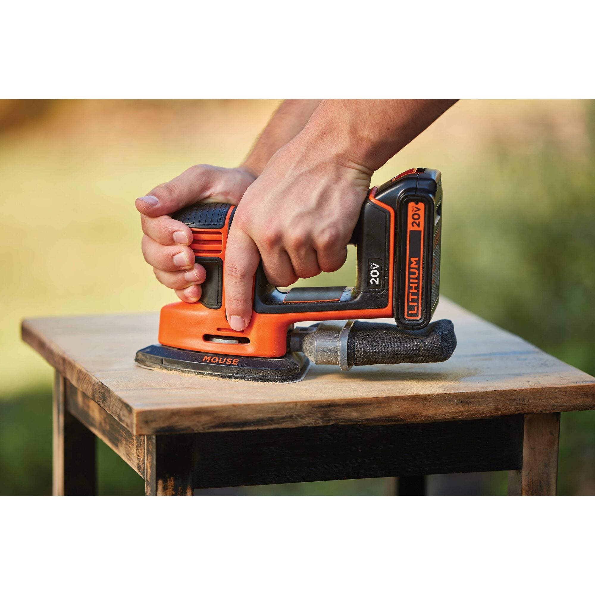 BLACK+DECKER 20-Volt 1.5-Amp Cordless Detail Sander with Dust Management ( Battery Included) in the Power Sanders department at