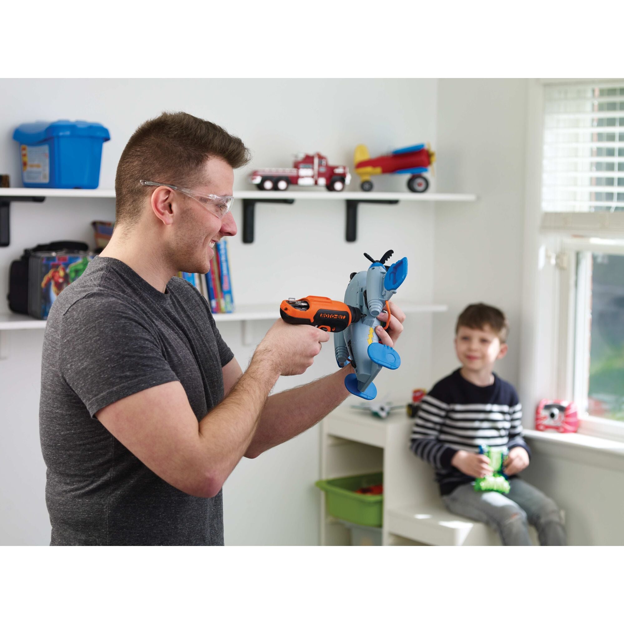 https://www.blackanddecker.com/cdn/shop/products/BDCS50C_A3_Secondary.jpg?v=1663170932