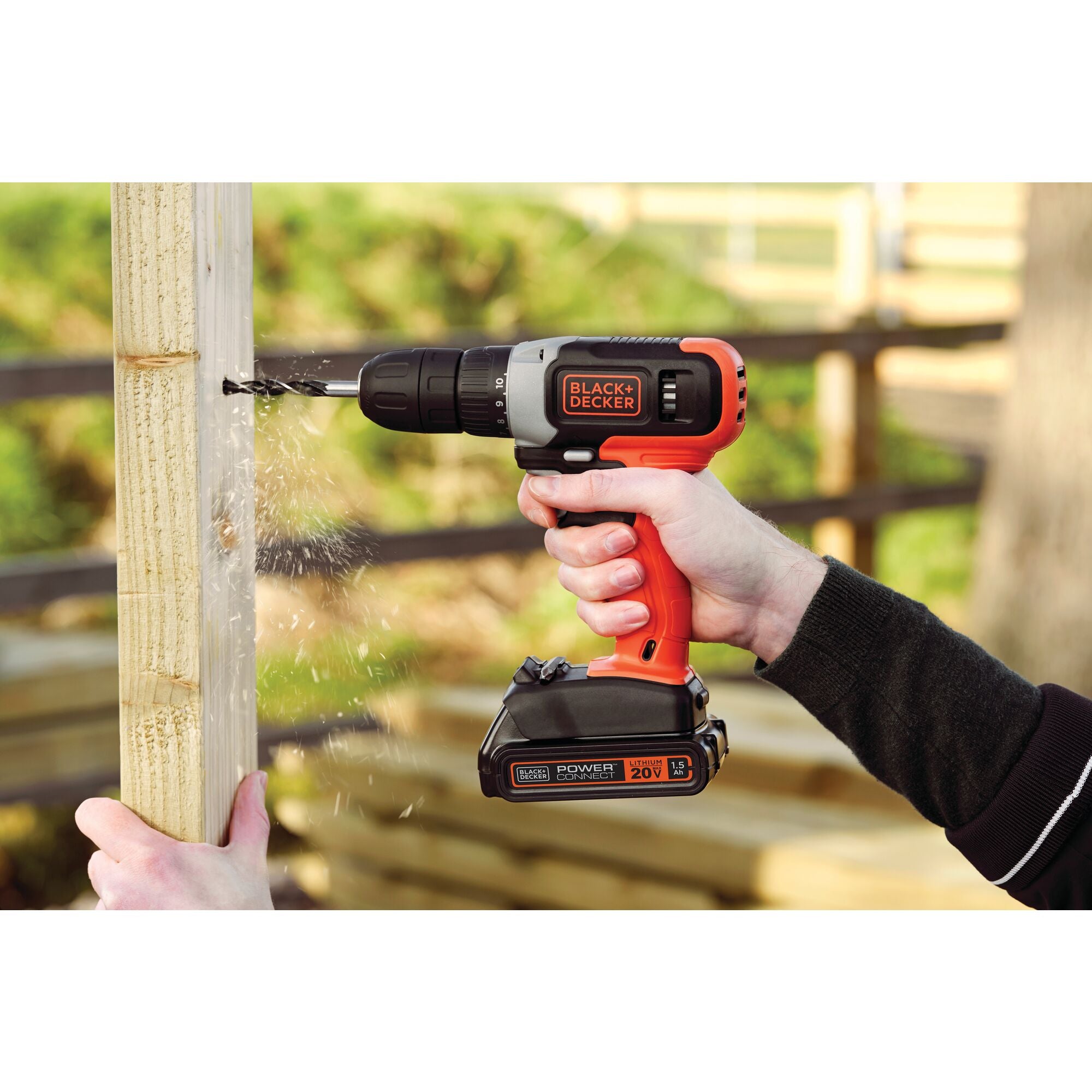 BLACK & DECKER 8-volt 3/8-in Cordless Drill (1-Battery Included